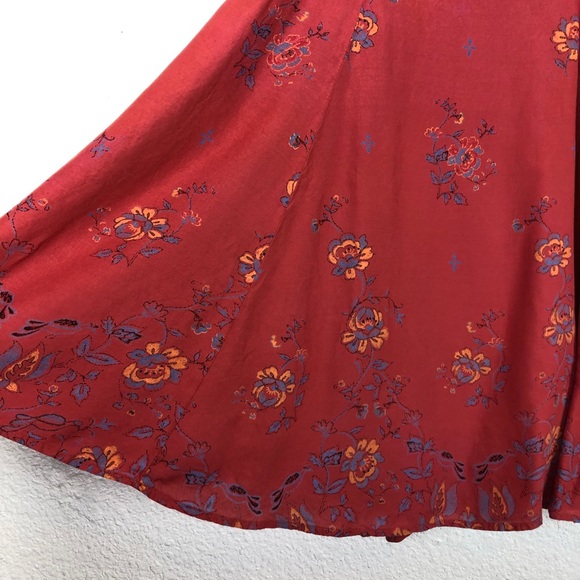 💎 3/$20 💎 Kimchi Blue Tunic Swing Dress Floral Open Back - Picture 3 of 8